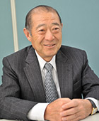 四代目社長 安藤謙治